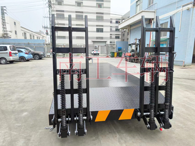 6吨带爬梯移动千亿体育登录3I.jpg