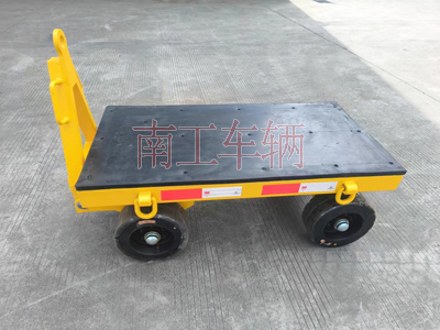 2吨小型千亿体育登录带胶垫3I.jpg