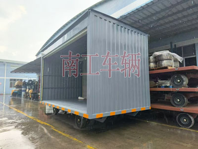 10吨箱式千亿体育登录两侧带卷帘门1I.jpg