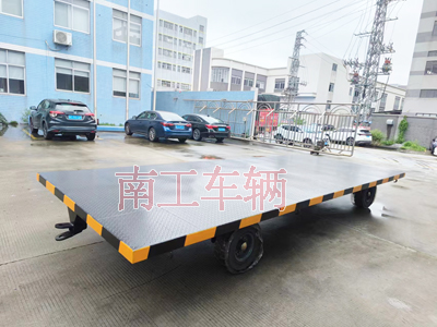 6吨牵引千亿体育登录 工业全挂拖车3I.jpg