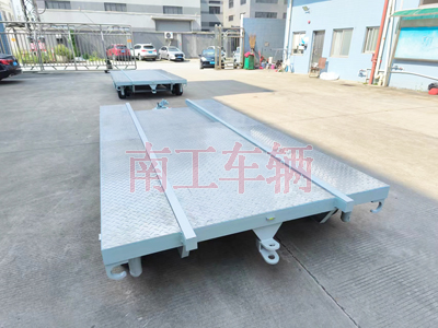 船体艉段运输千亿体育登录2I.jpg