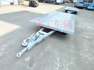 船体艏段运输千亿体育登录I.jpg